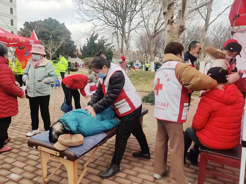 97国际集团开展公益活动