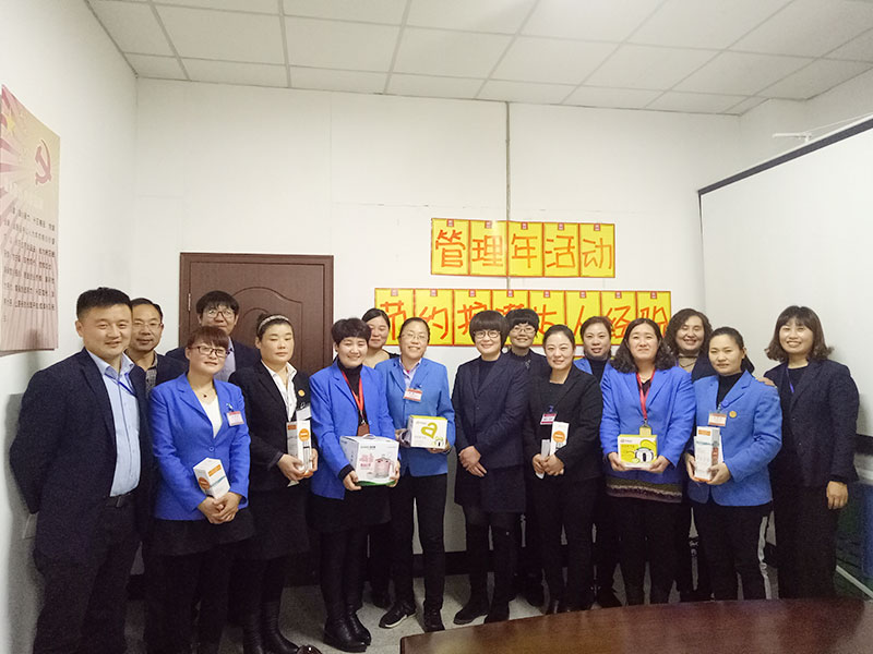 辛安店员工活动